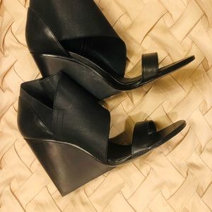 Dolce Vita Black wedges. Gently loved. Size 7.